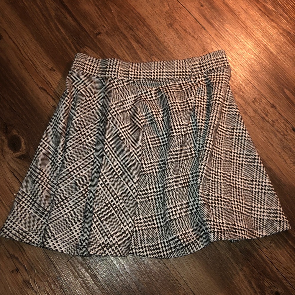 Short skirt